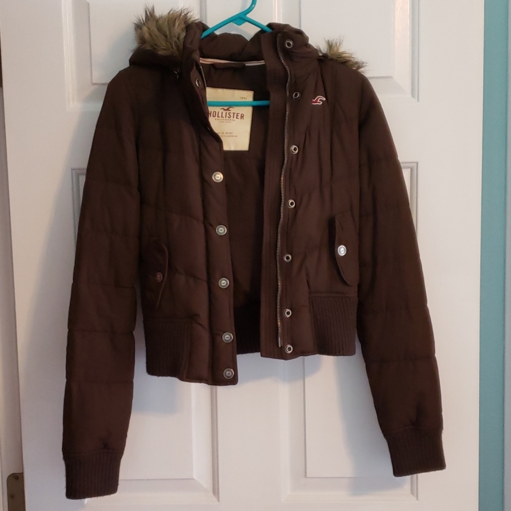 Hollister down bomber jacket